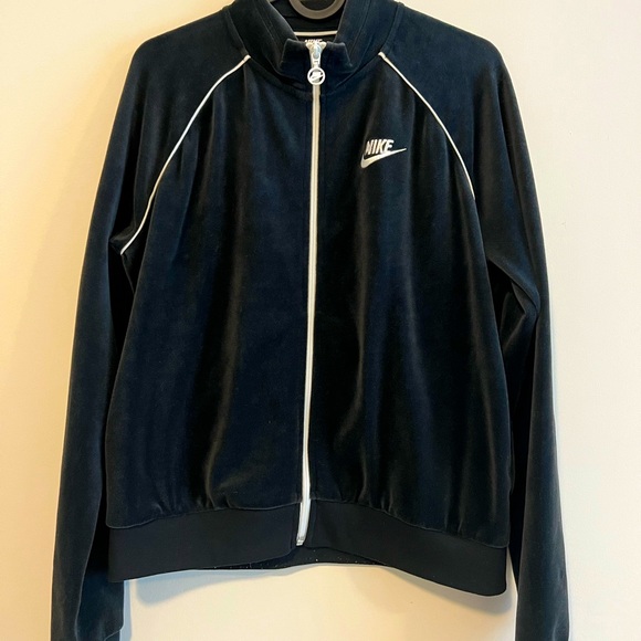 NIKE Velour Women’s Tracksuit Size M - Picture 1 of 6